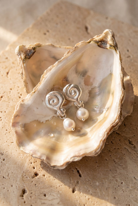 Granea Earrings | Silver + Natural Pearls