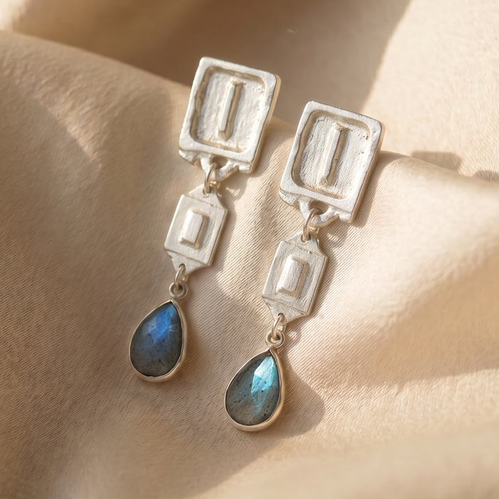 Malen Nocturne Earrings | Silver + Labradorite