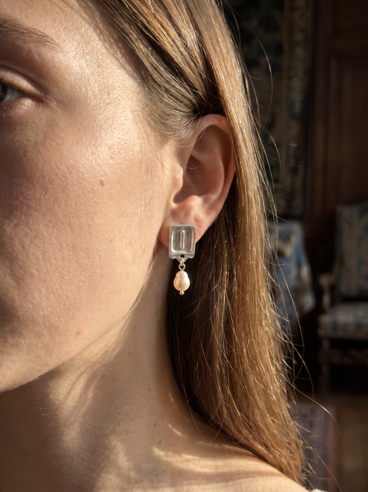 Malen Earrings | Silver + Natural Pearls