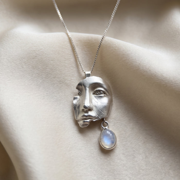 Oneira Necklace | Moonstone + Silver