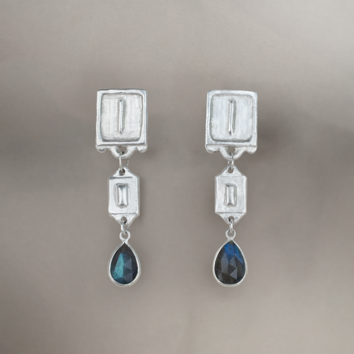 Malen Nocturne Earrings